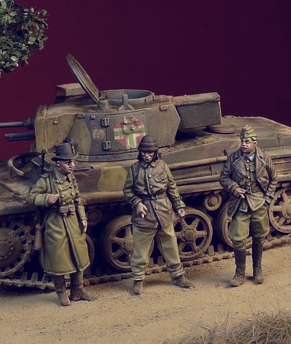 1/72 resin Black Army Modells Hungarian Tank crew WWII