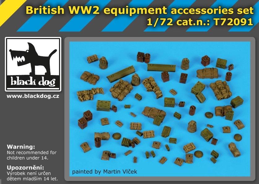 British WW2 equipment accessories set