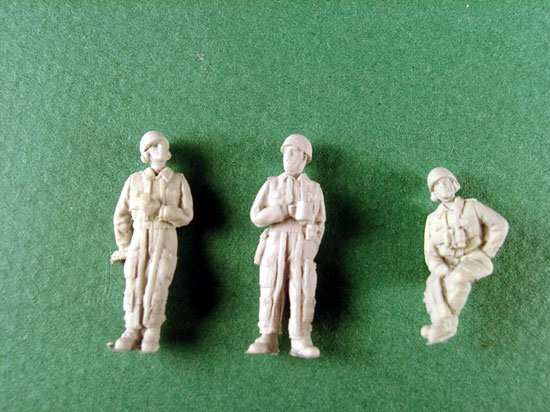 British AFV crew Pixie suits 5 figs - Click Image to Close