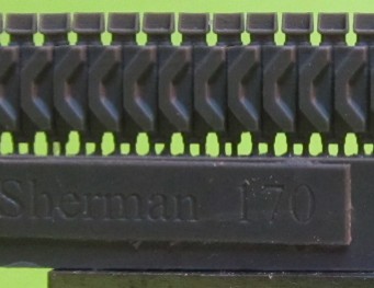 M4 tracks type T48 with extended end connectors type 1